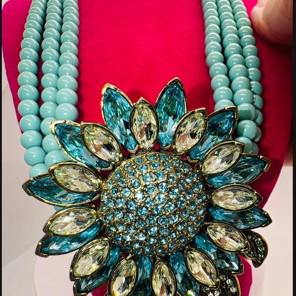 Heidi Daus “A Fabulous Sunflower” Necklace.